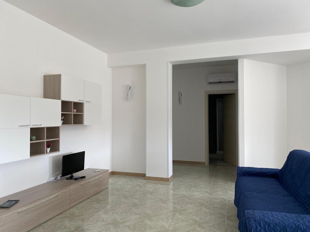 Sole, Mare E Trallalla Rilievo Exterior foto