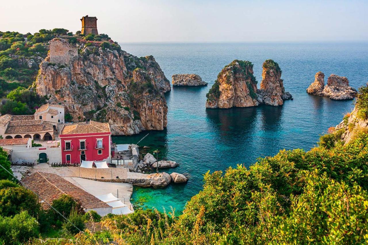 Sole, Mare E Trallalla Rilievo Exterior foto